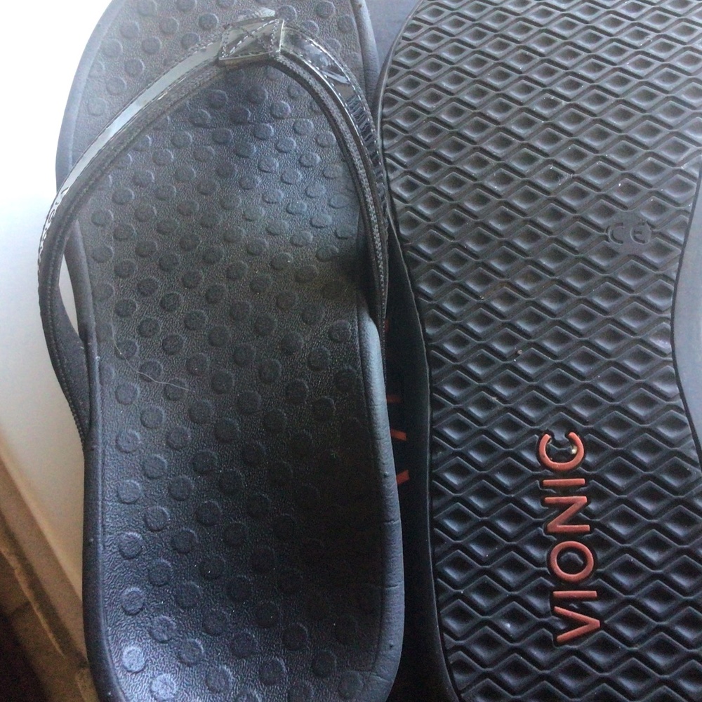 Vionic sandals